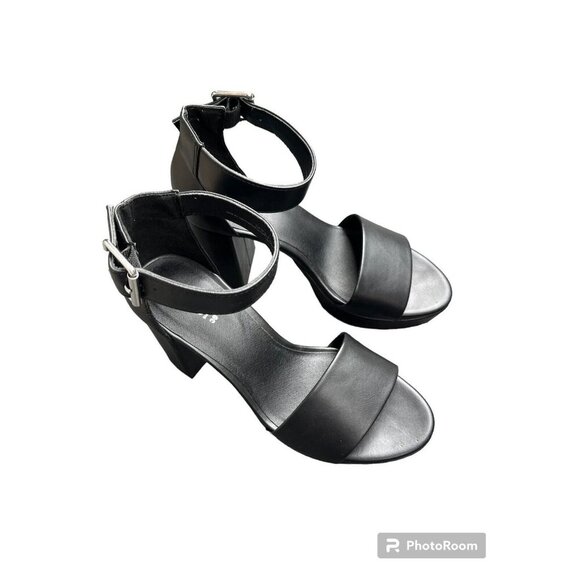 H&M DIVIDED Shoes Womens Size 6 (US)36 Black Faux Patent Leather Open Toe Buckle - Picture 4 of 8